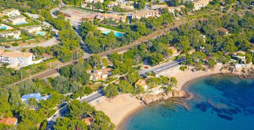 Sweet Home De L'�le D'or