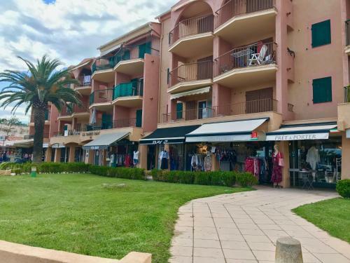 Apartamento Les Marines D'agay Studio Climatis�