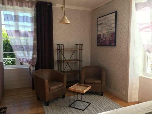Hostal Tilleuls Et Bambous