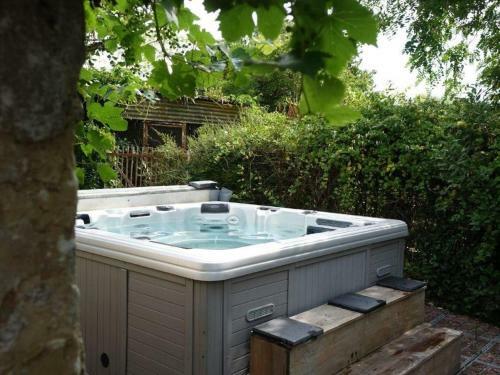 Hostal Tilleuls Et Bambous