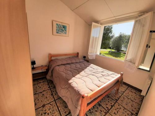 Classy Holiday Home In Saint-savinien With Sauna, Jacuzzi