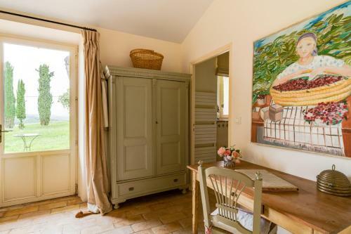 Saint-urcisse Villa Sleeps 8 Pool Wifi