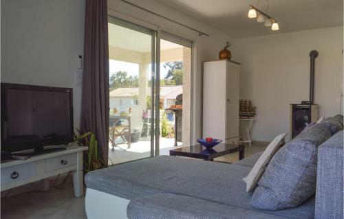 Three-bedroom Holiday Home In Santa Maria Poggio