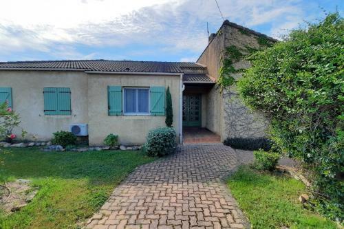 Villa de 140 M Carr� Climatis�e � 10 Min de La Plage