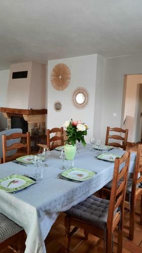 Villa de 140 M Carr� Climatis�e � 10 Min de La Plage