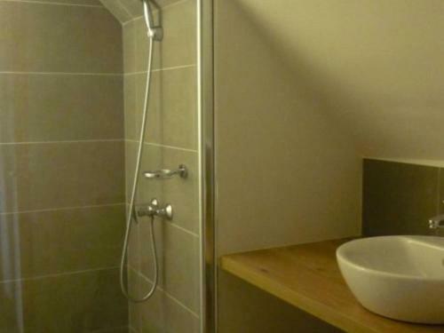 G�te Sarlande, 3 Pi�ces, 5 Personnes - Fr-1-616-52