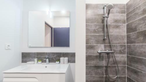 Villa C�t� Ouest Avec Jacuzzi Privatif