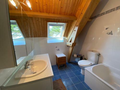 Villa Ref 023 Maison Proche Des Sentiers C�tiers Du Golfe