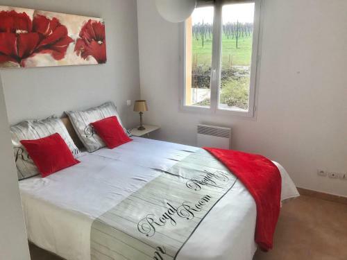 Chic Apartment In Segonzac With Swimming Pool