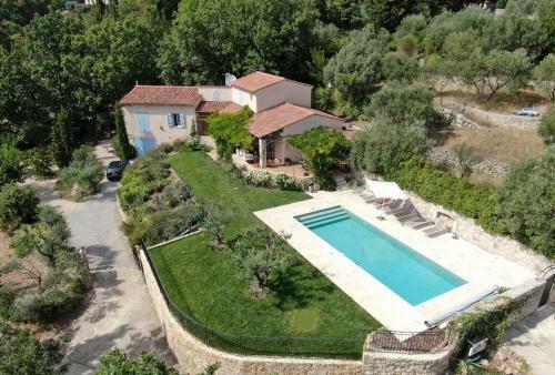 Seillans Villa Sleeps 6 Pool Wifi