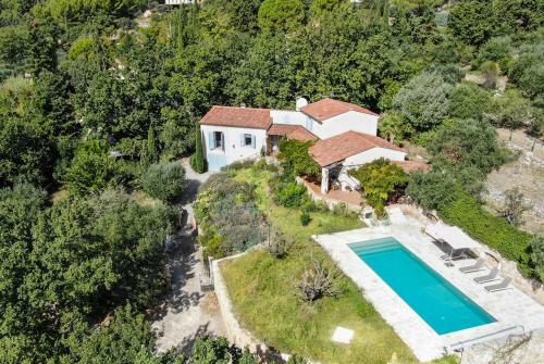 Seillans Villa Sleeps 6 Pool Wifi