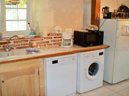 G�te Semblan�ay, 3 Pi�ces, 4 Personnes - Fr-1-381-497