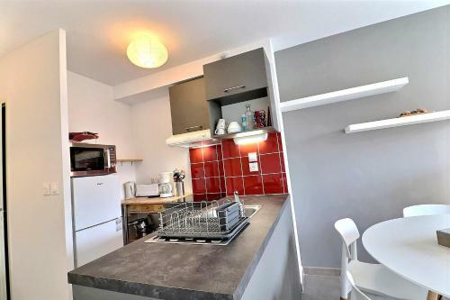 Villa Dans R�sidence R�cente - V06