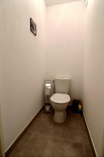 Villa Dans R�sidence R�cente - V06