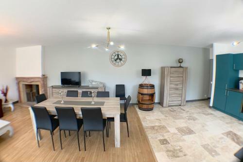 Apartamento Le Clos Saint Gilles, T5, Village Viticole