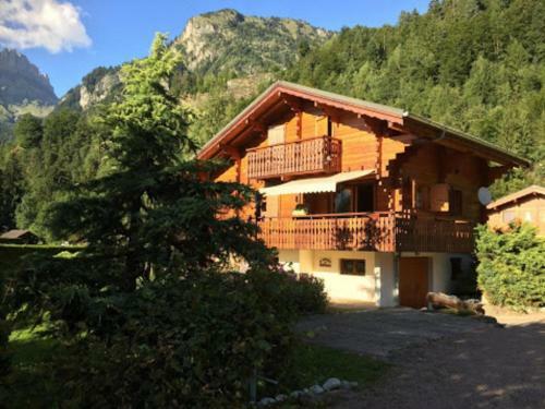Chalet Servoz, 4 Pi�ces, 8 Personnes - Fr-1-507-1