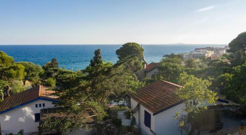 Les Maisons De P�cheurs