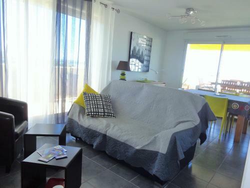 Apartamento 3 Chambres, Pkg, Large Terrasse, Quartier Plage
