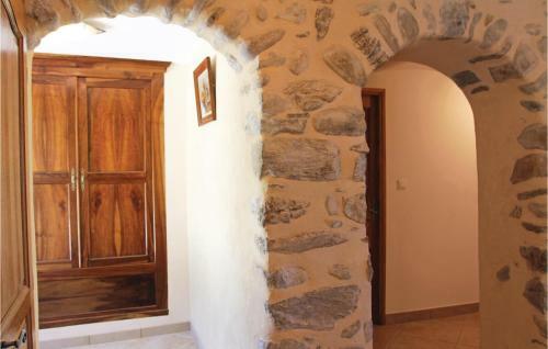 Two-bedroom Holiday Home In Sigoyer
