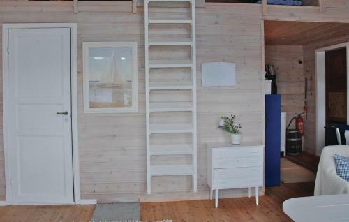 Holiday Home Arnavik Sydnes�y