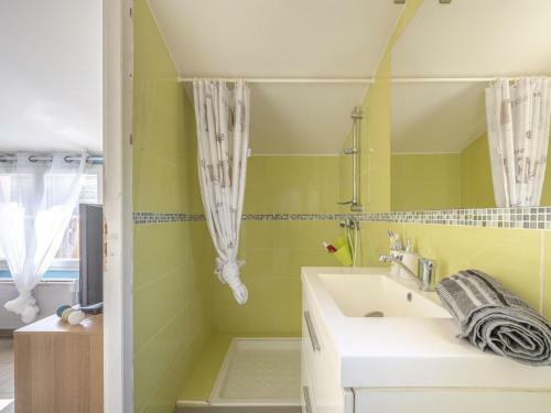 Boutique Villa In Sommi�res With Swimming Pool