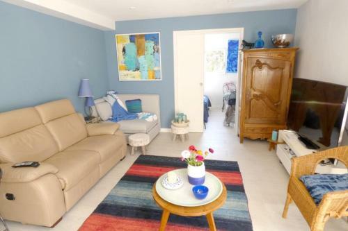 Villa With Swimming Pool Six-fours