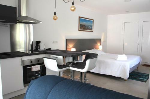 Hotel Logis H�tel Le Rond Point