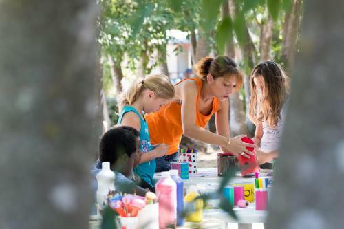 Camping Les Micocouliers