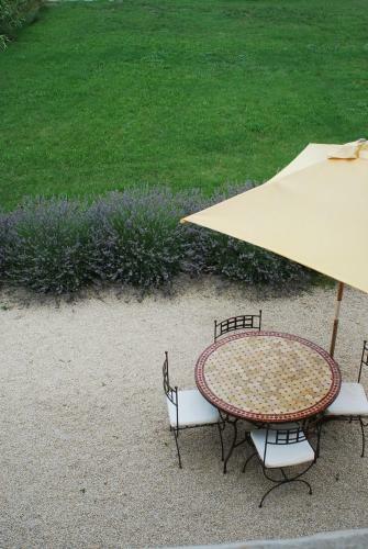 Maison de Charme Dans Domaine 17�me