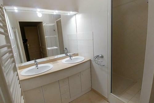 Beautiful Apartment Talence With Parking