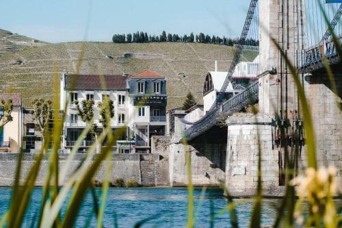 Hotel H�tel Les Deux Coteaux
