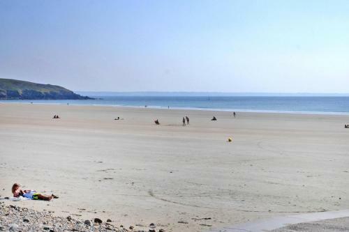 Holiday Home Telgruc-sur-mer - Bre06103a-f
