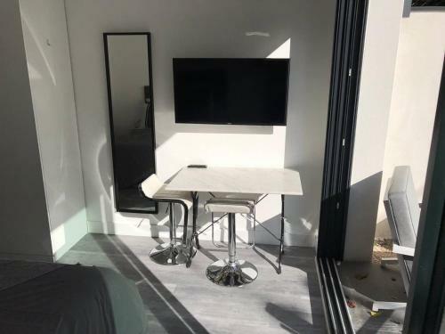 Apartamento Studio Au Calme Et Ind�pendant Tassin-demi-la-lune