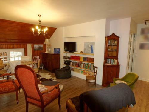 G�te Tavers, 4 Pi�ces, 6 Personnes - Fr-1-590-106