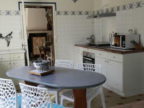 G�te Tavers, 4 Pi�ces, 6 Personnes - Fr-1-590-106