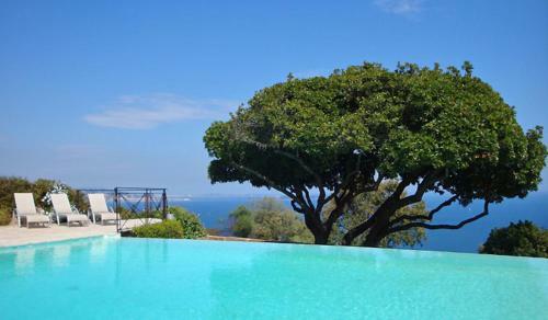 Luxurious Villa With Sea View - Villa Oneiro