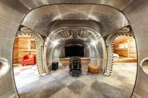 Chalet Carte Blanche Tango Charlie