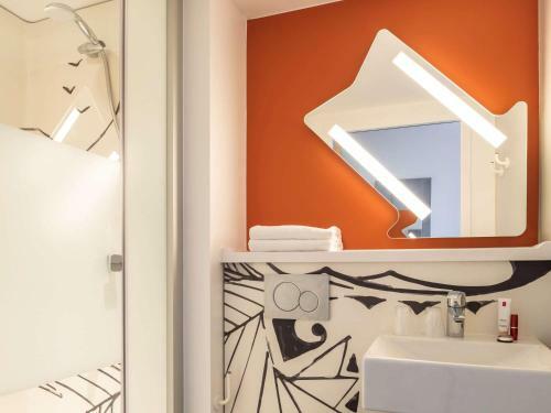 Hotel Ibis Budget Beauvais Aeroport