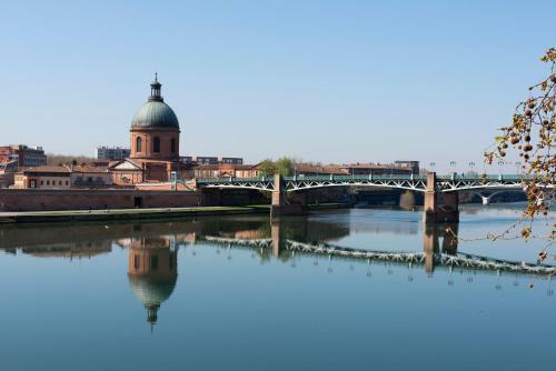 Apt Lombard Daurade Capitole