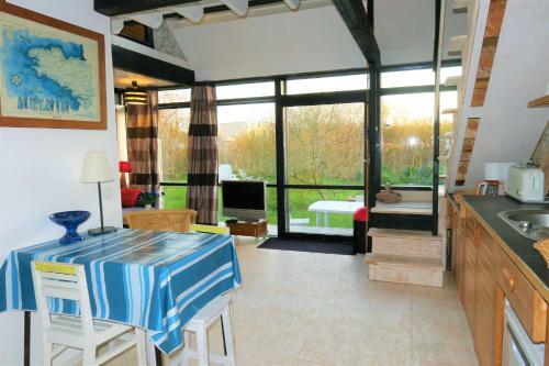 Villa Maisonnette de Charme � 400m de La Plage � Tregastel - R�f 64