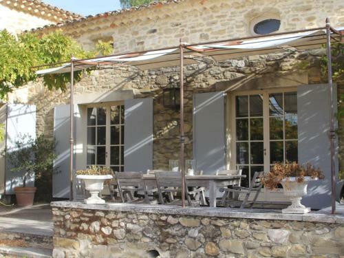 Luxurious Mansion With Swimming Pool In Vaison-la-romaine