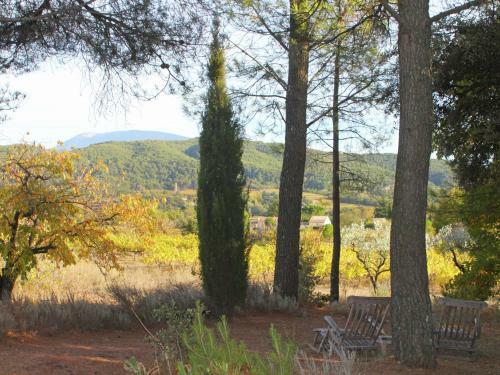 Luxurious Mansion With Swimming Pool In Vaison-la-romaine