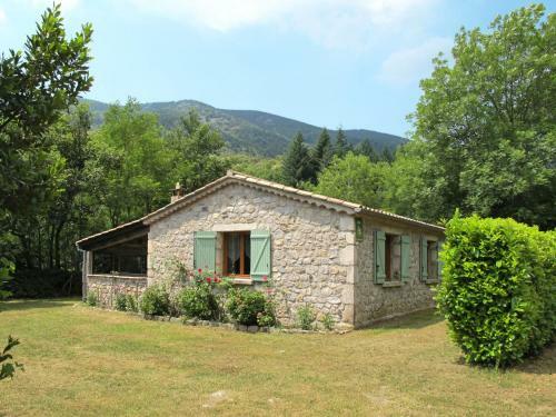Holiday Home Les Galets - Vgg100