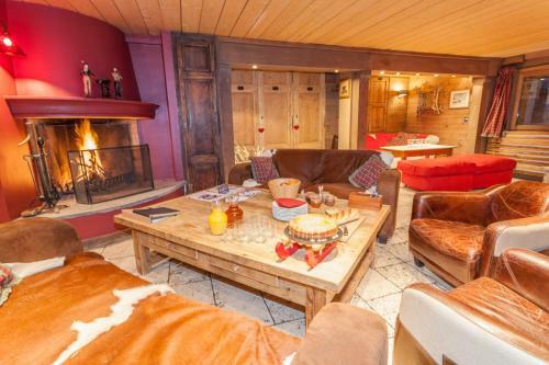 Magnificent Chalet With Jacuzzi In Val D'is�re