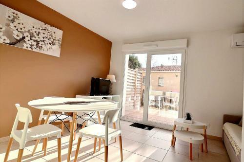 Villa Pavillon Dans Une R�sidence Recente. V16