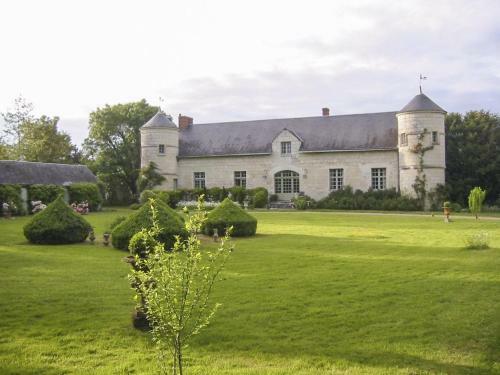Varennes-sur-loire Villa Sleeps 6 Pool Wifi