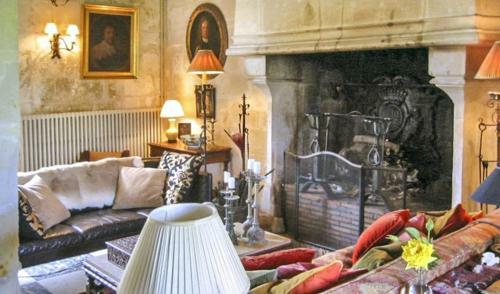 Varennes-sur-loire Villa Sleeps 6 Pool Wifi