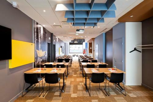 Hotel Ibis Lyon Carre de Soie