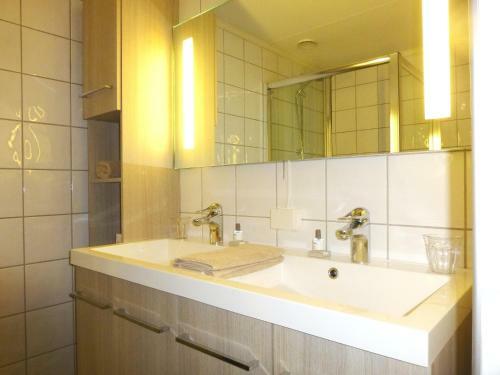Bed & Breakfast L�vheim Gjestehus