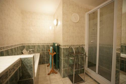 Chez Jean Pierre - Charming 17th Century House With 7 Bedrooms